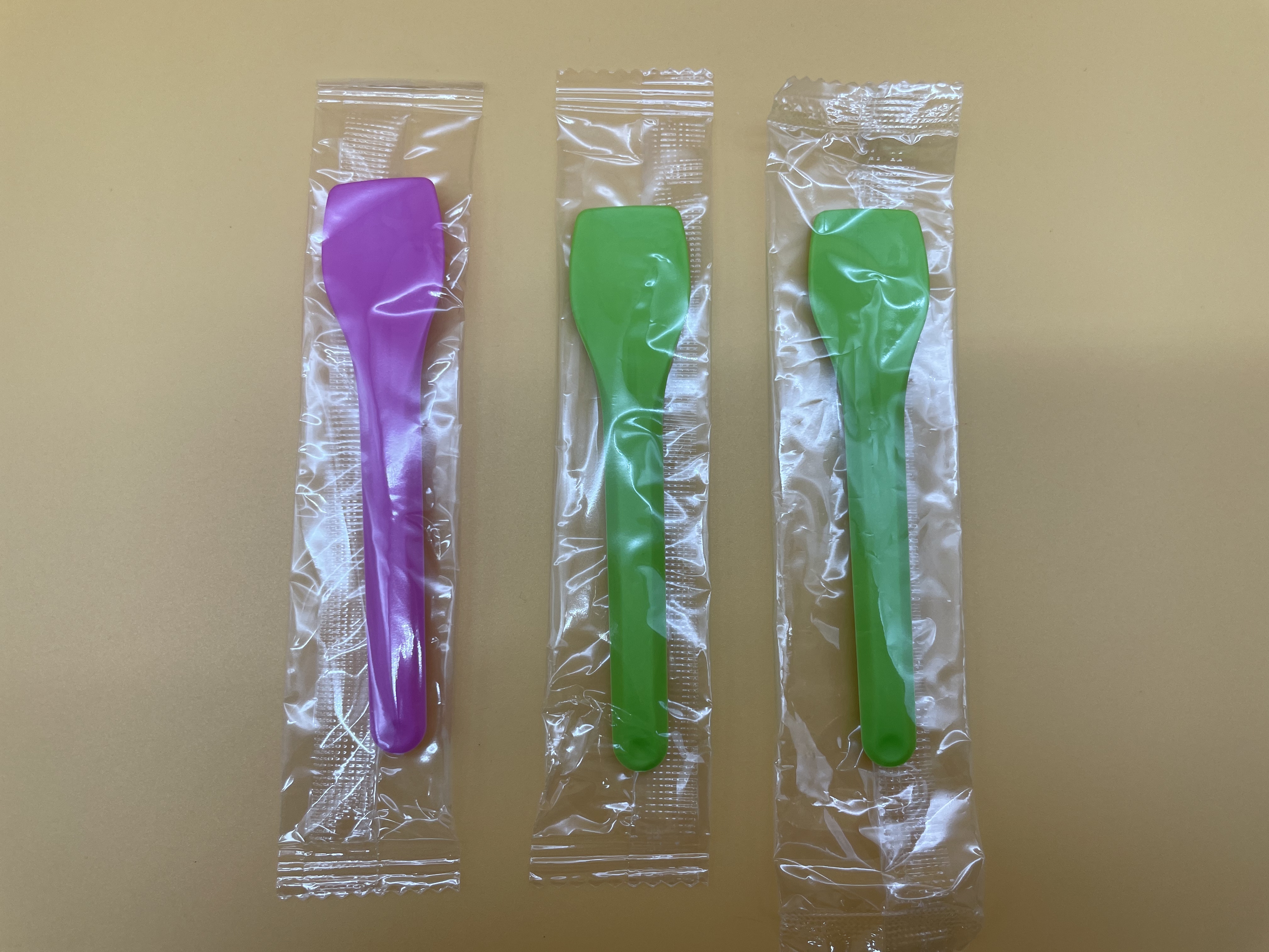 Compostable Biodegradable Disposable Mini Cute PLA Colorful Ecofriendly CPLA Yogurt Ice Cream Spoon for Dessert Frozen Jelly