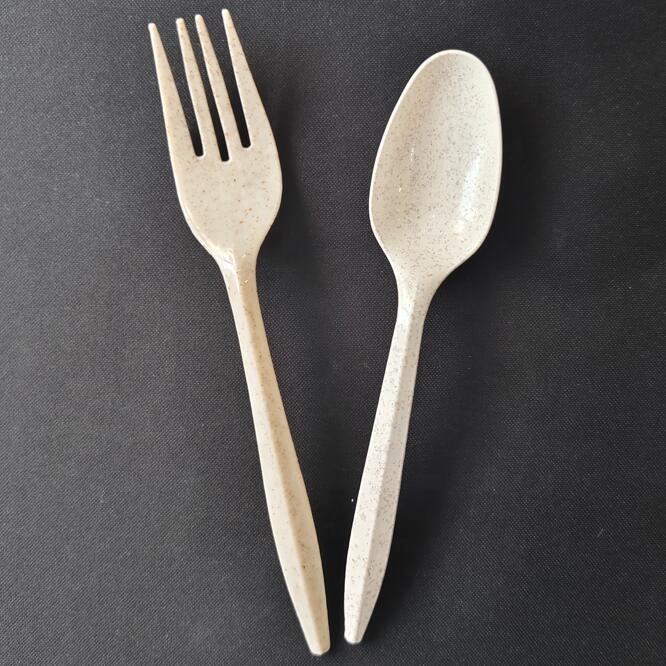 Wholesale biodegradable corn starch plastic knife fork spoon eco- friendly plastic cutlery compostable plastic tableware