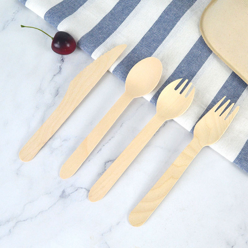 Eco Friendly Birch Wooden Cutlery Disposable Wooden Spoon Fork Knife 160cm Customized Biodegradable Wooden Cutlery Tableware