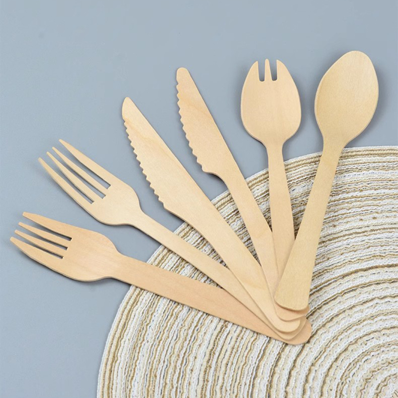 Eco Friendly Birch Wooden Cutlery Disposable Wooden Spoon Fork Knife 160cm Customized Biodegradable Wooden Cutlery Tableware