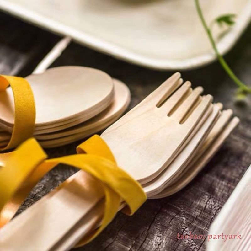 Lightweight Disposable Wooden Tableware Cutlery Eco-Friendly for Events