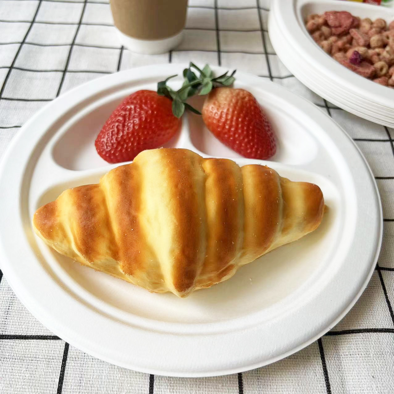  Divided Bagasse Plate White Round Fiber Plate Sugarcane Dinner Plate Food Container
