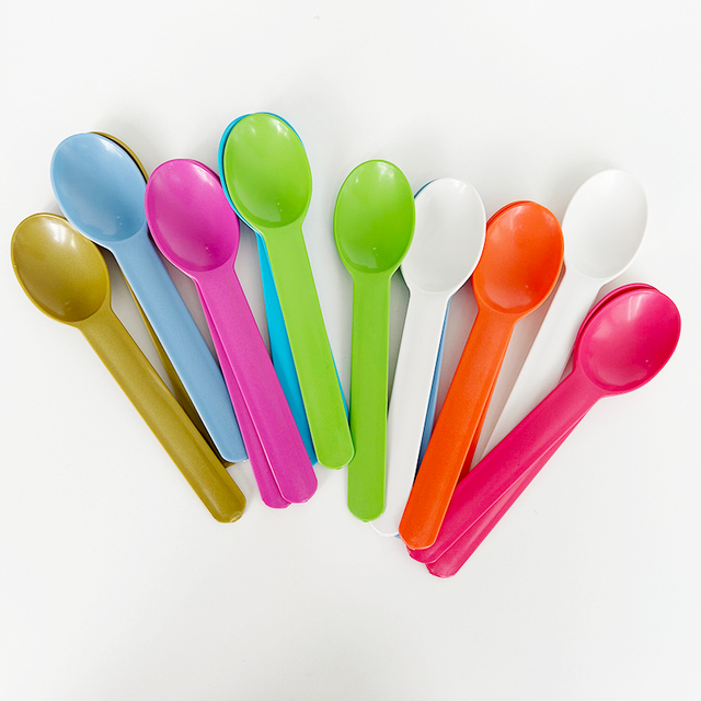 Gemischte Farben strapazierfähige bunte Löffel abbaubarer individuell eingewickelter Einweg-Eislöffel zum Mitnehmen