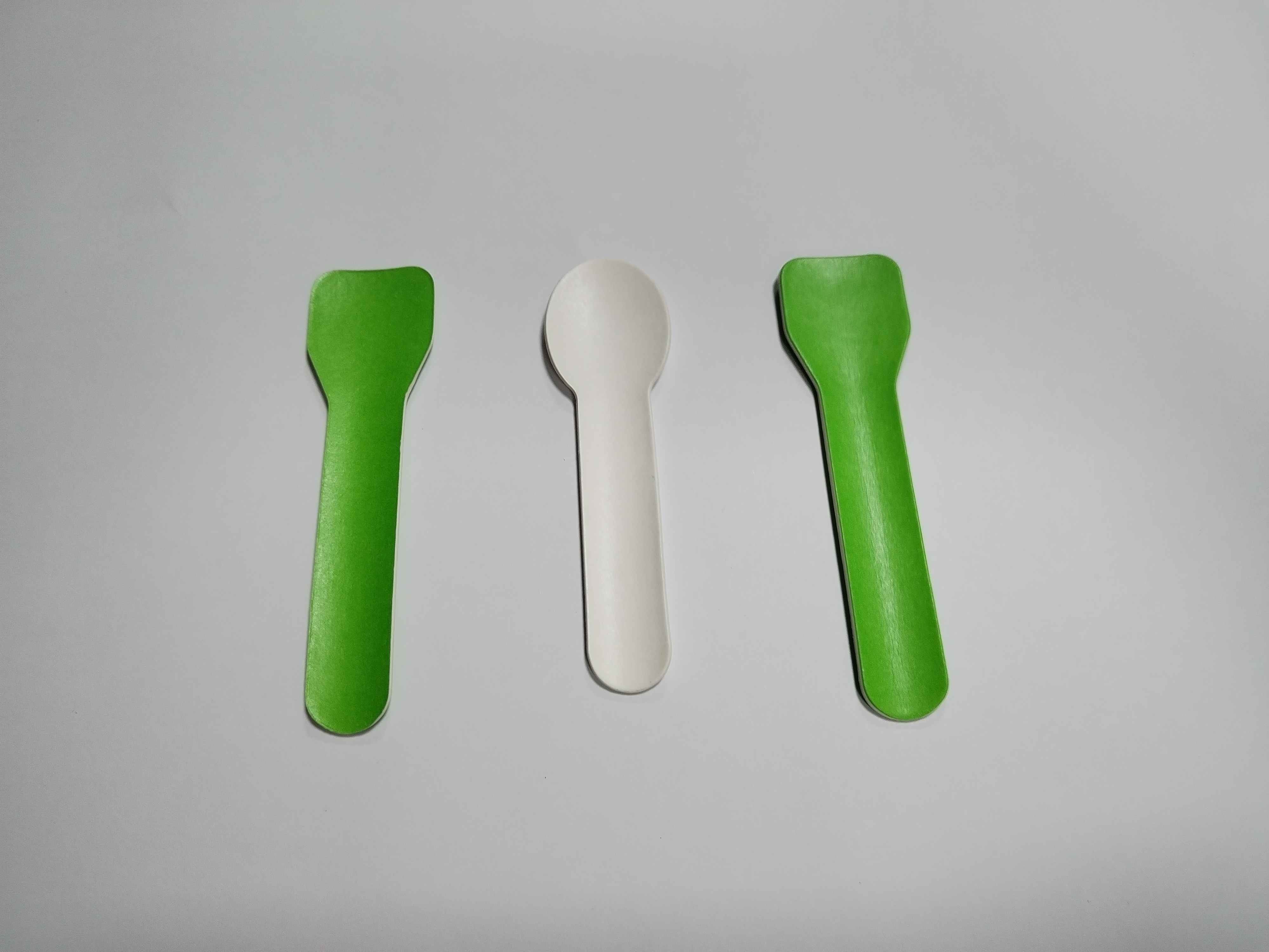95mm Customized Disposable Ice Cream Spoon Red Color Yellow Color White Frozen Yogurt Paper Spoon