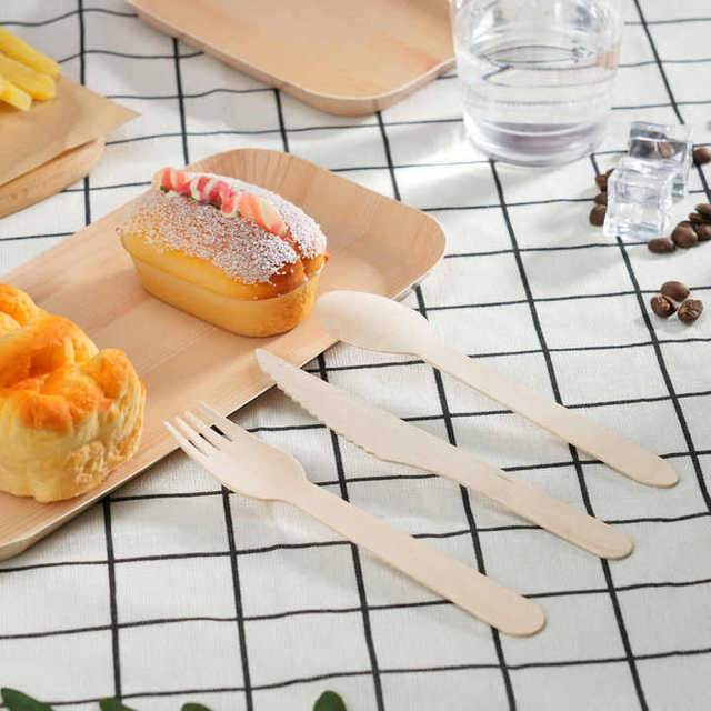 High Quality 100% Eco Friendly Wood Disposable Cutlery Set Wooden Cutlery Set Travel Kit Spoons Forks Knives