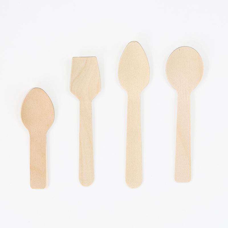 Wholesale Mini 95 100 110 mm Wooden Ice Cream Spoon Mini Wooden Spoons with a Grade
