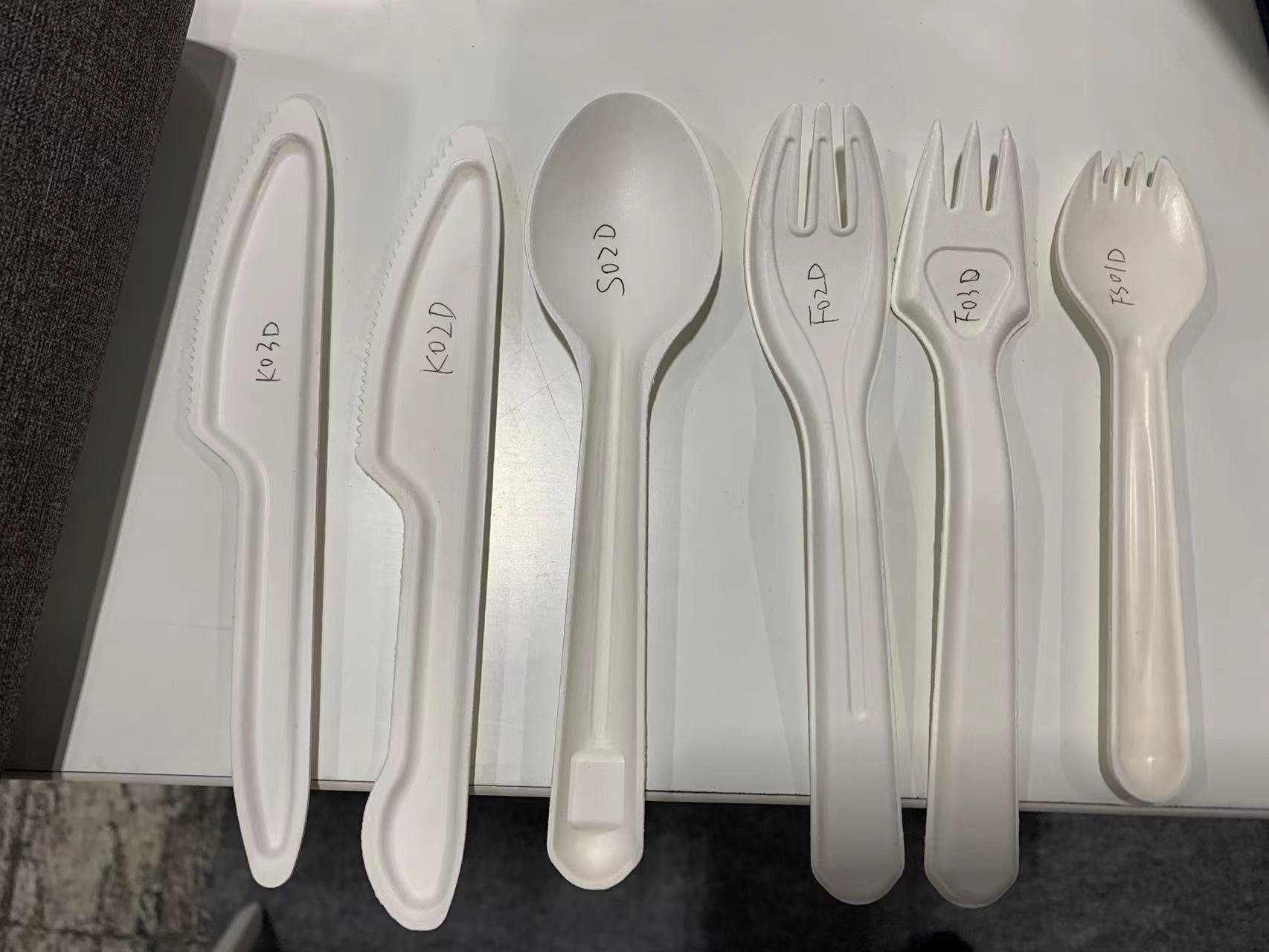 100% Biodegradable Compostable Sugarcane Bagasse Fiber Plant Paper Pulp Fork Knife Spoon Cutlery