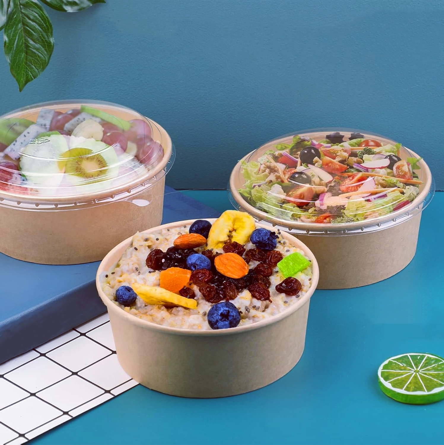 Degradable circular container for gathering salad soup