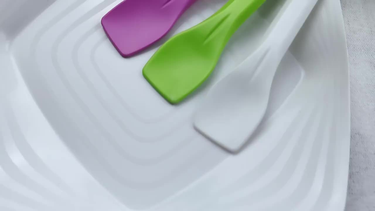 Klassisches Eiscreme-Dessert Biologisch abbaubarer Einweg-Plastik löffel Verdickte Säure Einmaliges Besteck Praktisches Camping